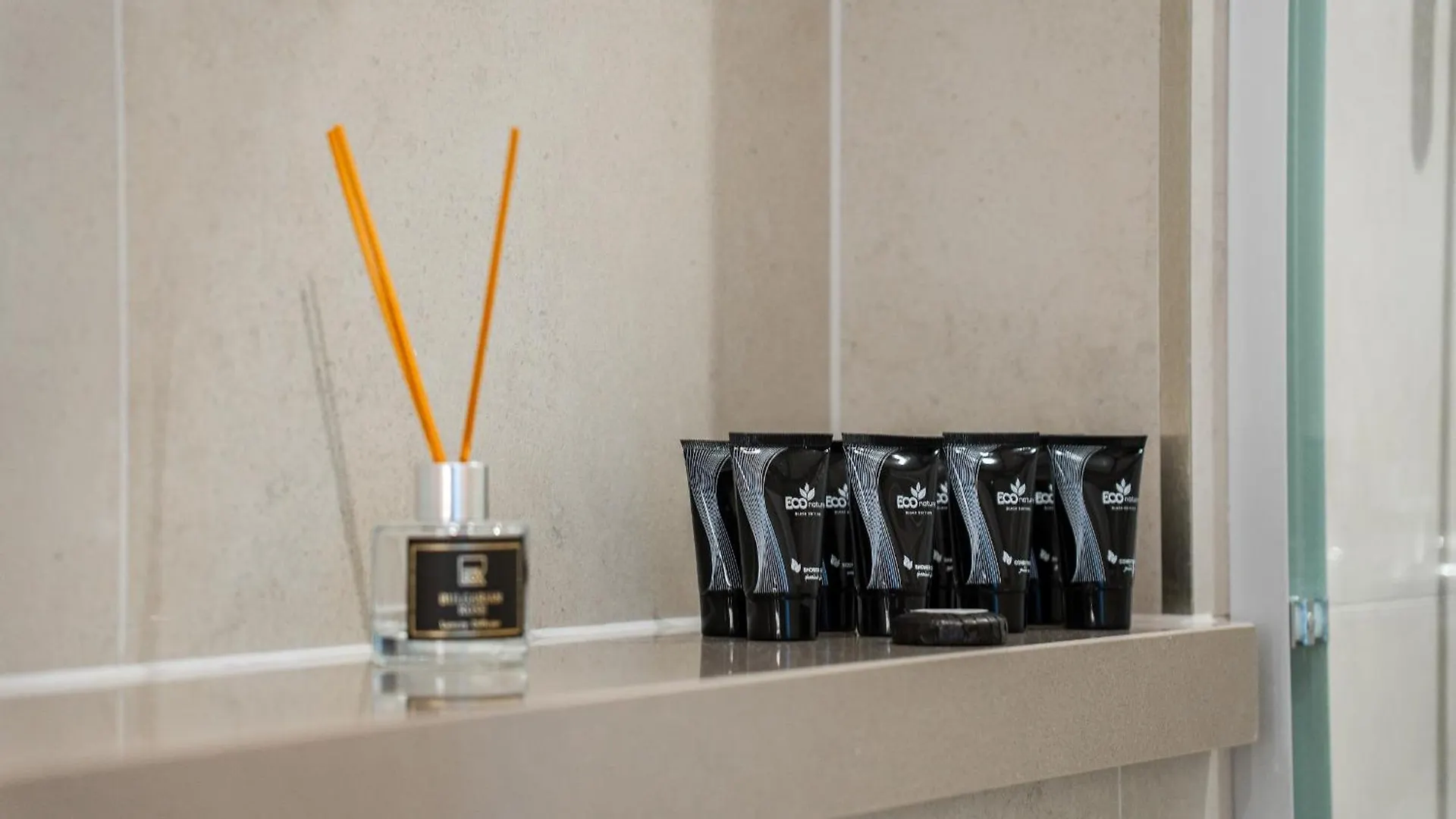 Kid-Friendly 2Br - Secure, Central And Peaceful Dubai 0*,  United Arab Emirates