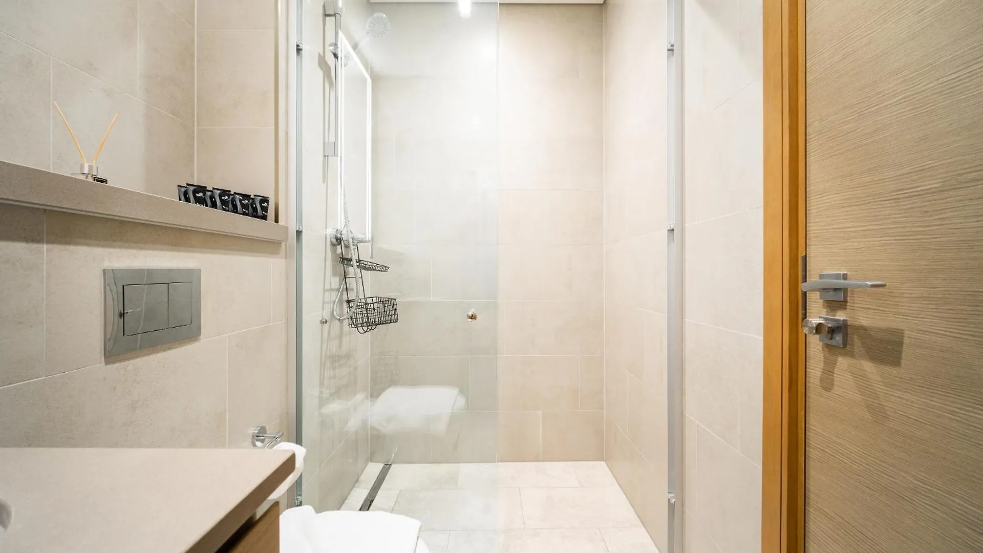 Kid-Friendly 2Br - Secure, Central And Peaceful Dubai 0*,