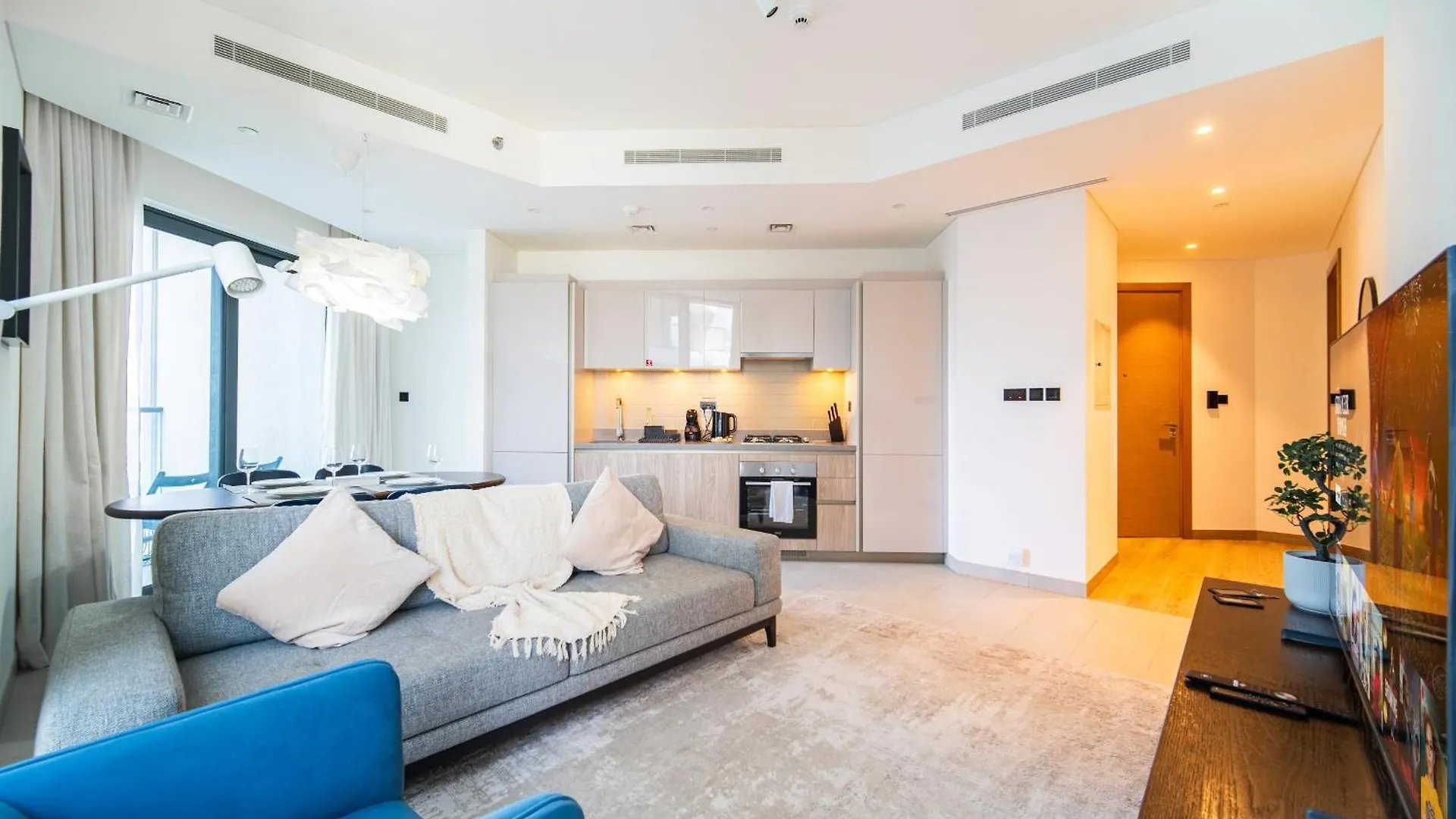 Kid-Friendly 2Br - Secure, Central And Peaceful Dubai