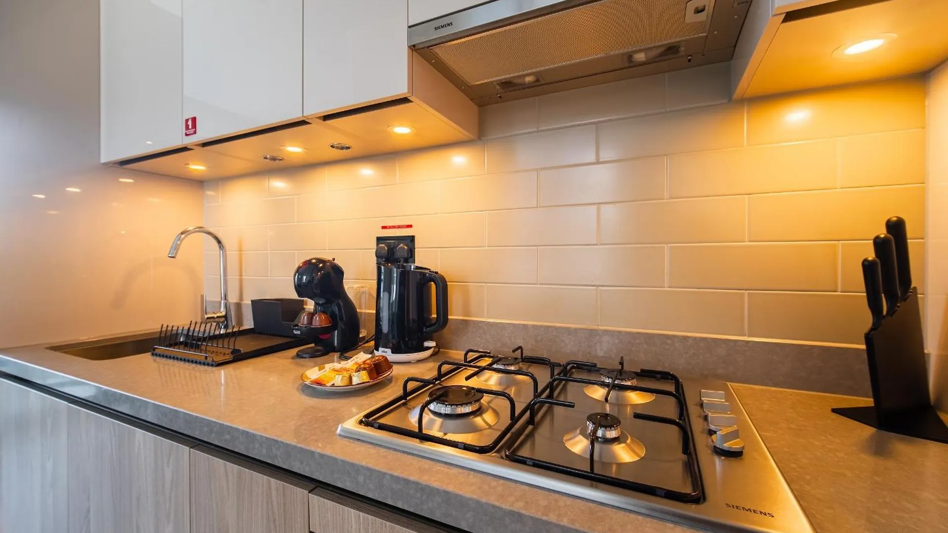 Kid-Friendly 2Br - Secure, Central And Peaceful Dubai United Arab Emirates